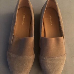 GH Bass & Co Khaki suede flats size 10